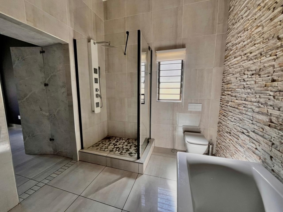 4 Bedroom Property for Sale in Donkerhoek A H North West
